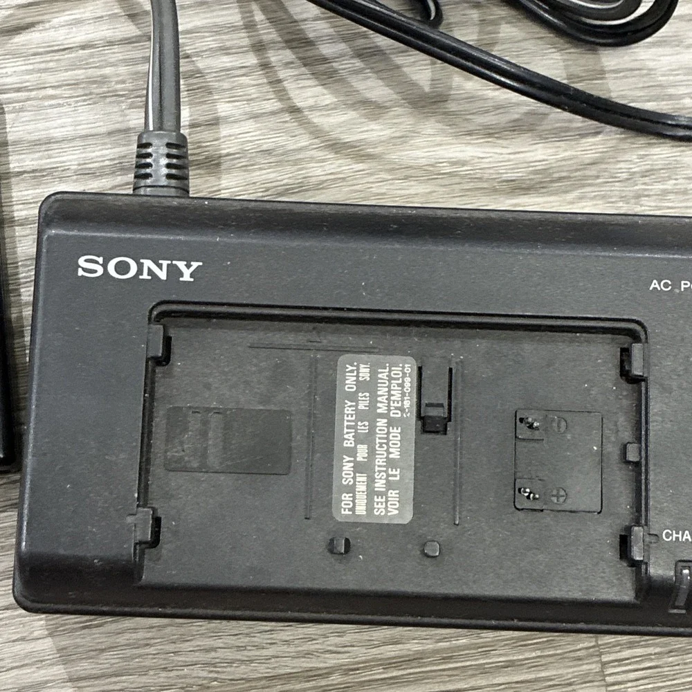 Sony AC-V60 AC Power Adapter Battery Charger